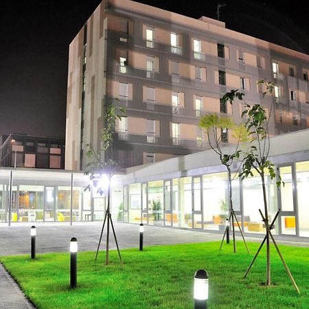 Residencia Universitaria Resa Damia Bonet Валенсія Екстер'єр фото